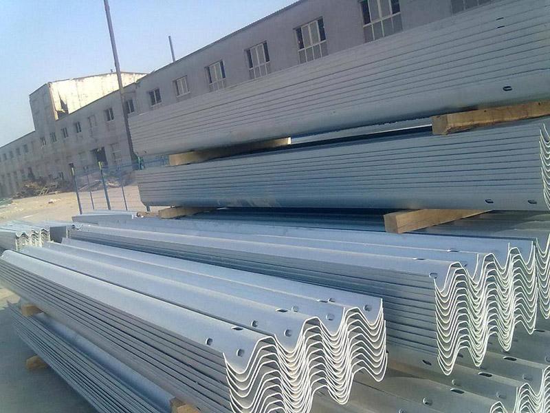 鍍鋅護欄板 鍍鋅護欄板