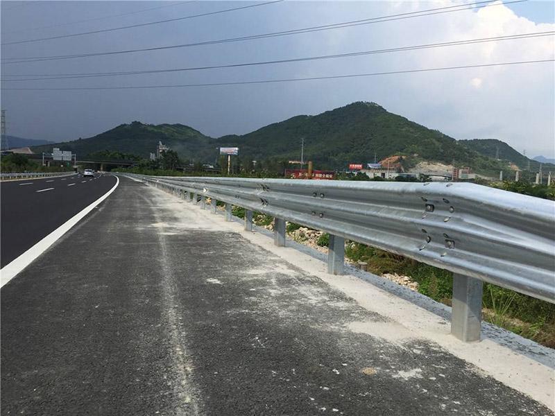 鍍鋅護欄板 鍍鋅護欄板