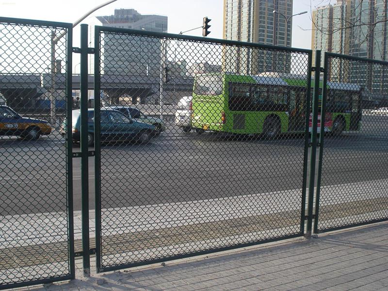 勾花護欄網(wǎng) 勾花護欄網(wǎng)